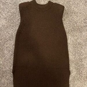 H & M Brown Sweater Vest, SZ: SM,